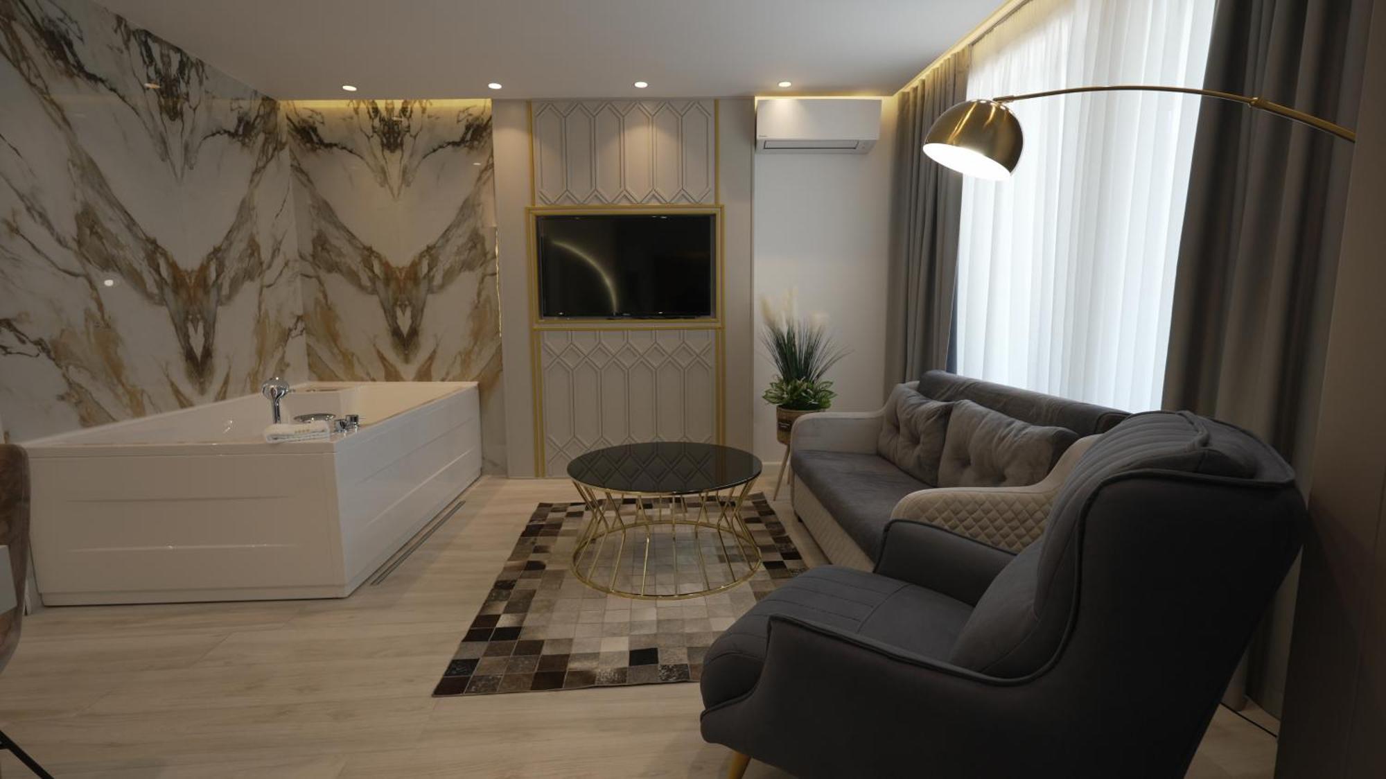 Ebbi Hotel Dhermi Luaran gambar